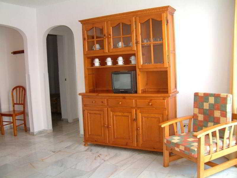 Apartamentos Jardines Del Gamonal Малага Екстериор снимка