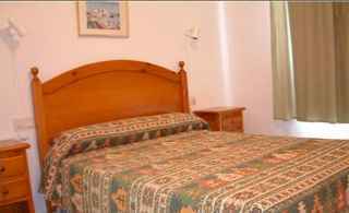 Apartamentos Jardines Del Gamonal Малага Стая снимка